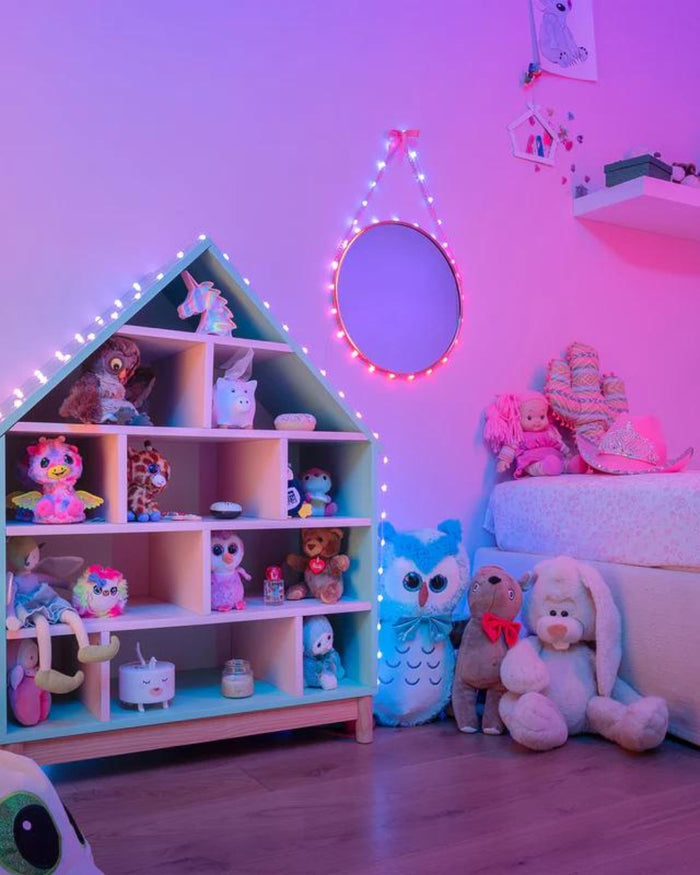 Instalație Smart 100 LED RGB Twinkly Candies Hearts, Bluetooth, Wi-Fi, USB-C, 6 m, IP20