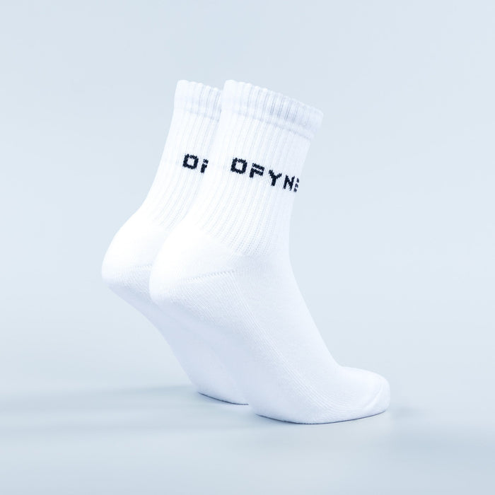 White quarter socks, ribbed knit and DF logo band near cuff
