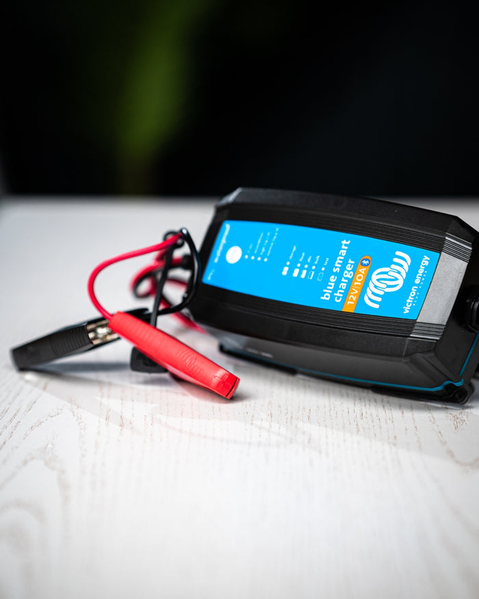 Redresor Victron Blue Smart, Bluetooth, IP65, Conector DC, 12 V/10A
